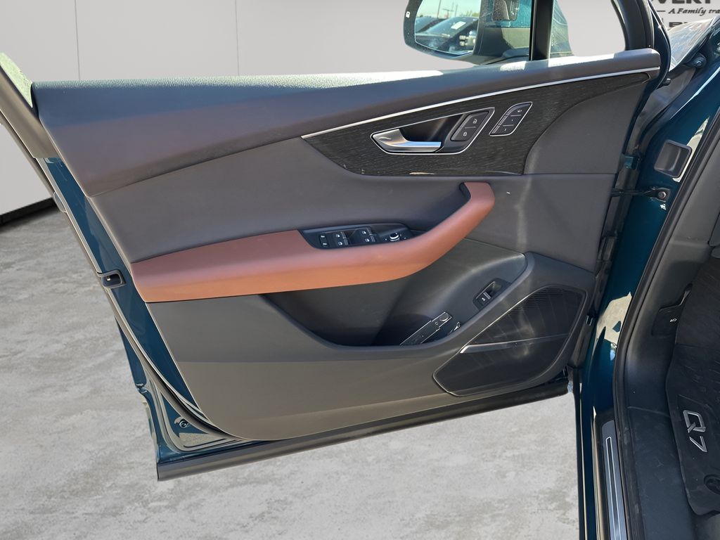 Used Car 2021 Audi Q7  For Sale Under $35,000 In Austin, Texas