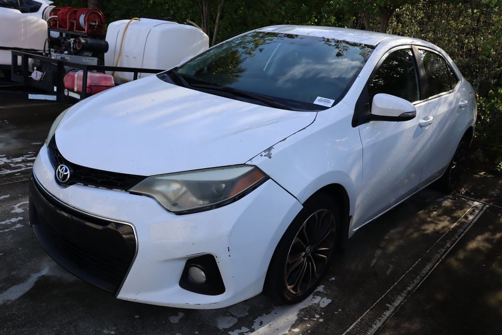 Thumbnail: 2016 Toyota Corolla - 2