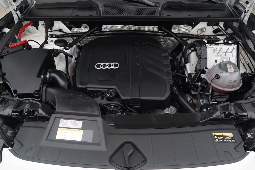 Thumbnail: 2023 Audi Q5 - 13