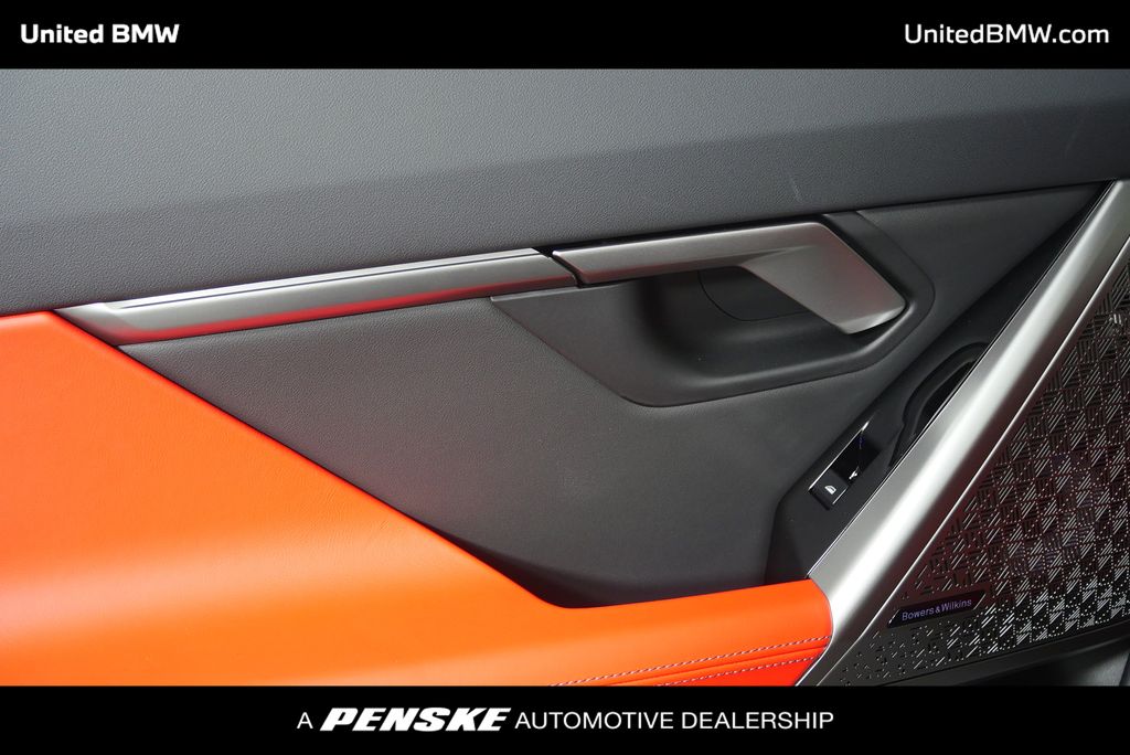 Thumbnail: 2026 BMW M5 - 16