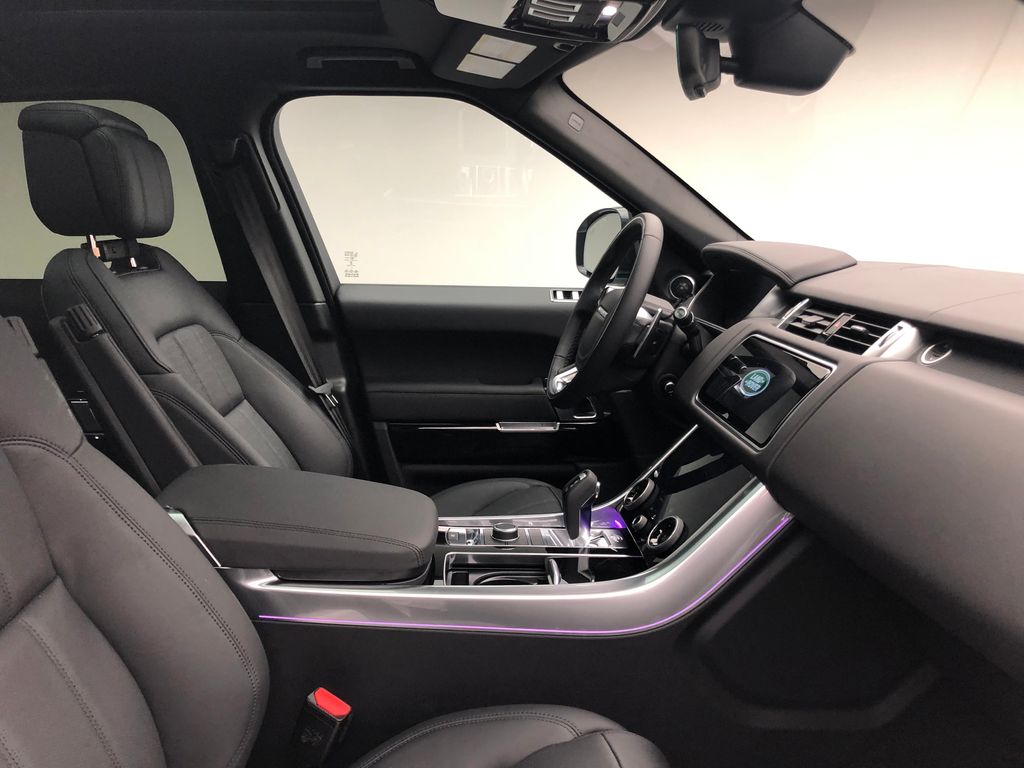 Thumbnail: 2019 Land Rover Range Rover Sport - 10