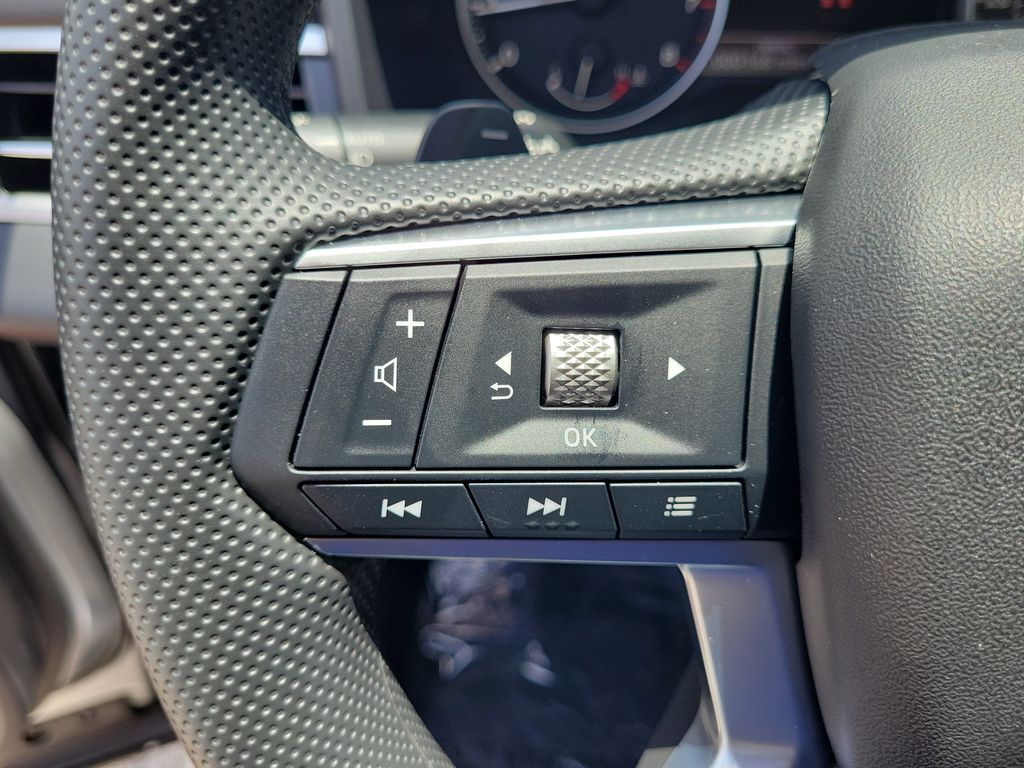 2026 Mitsubishi Outlander ES - Photo 15