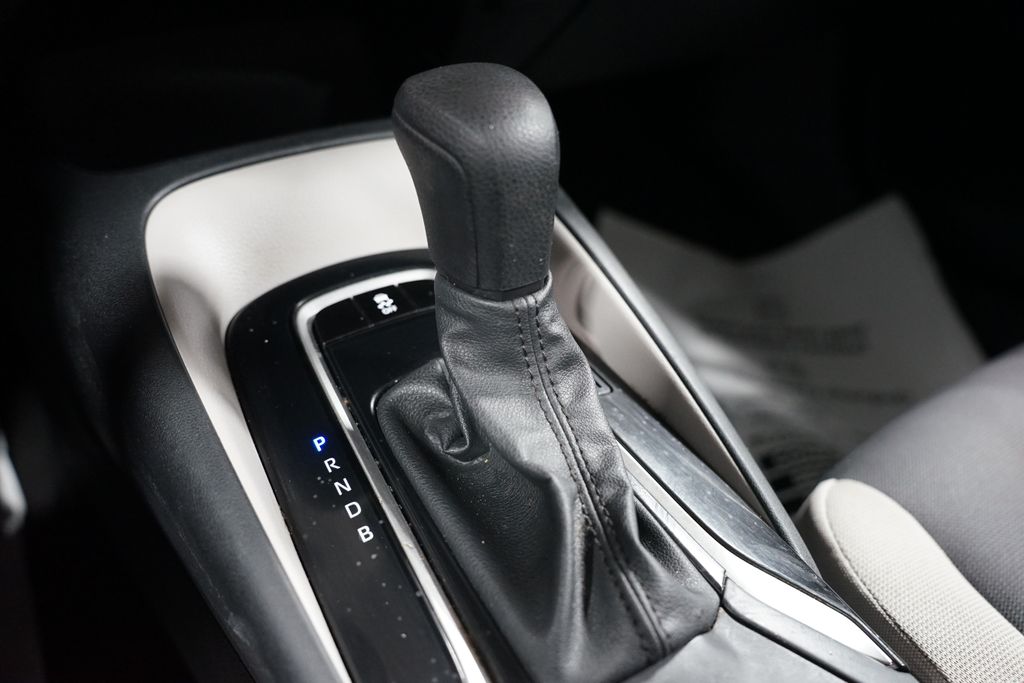 Thumbnail: 2024 Toyota Corolla - 21