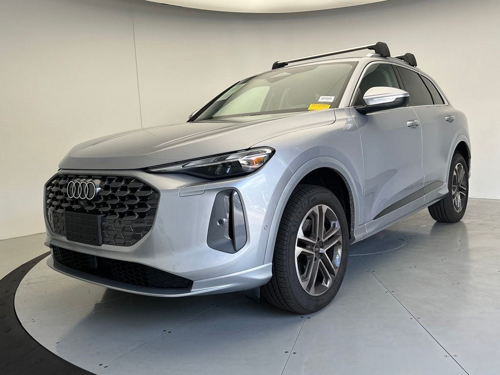 Thumbnail: 2025 Audi Q5 - 1