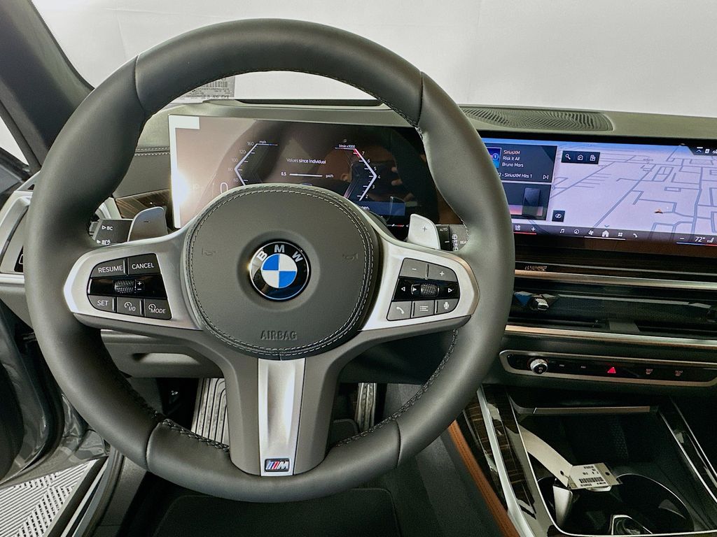 Thumbnail: 2027 BMW X7 - 10