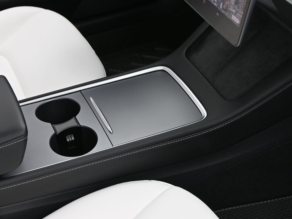 2021 Tesla Model 3 Standard Range Plus Rear-Wheel Drive