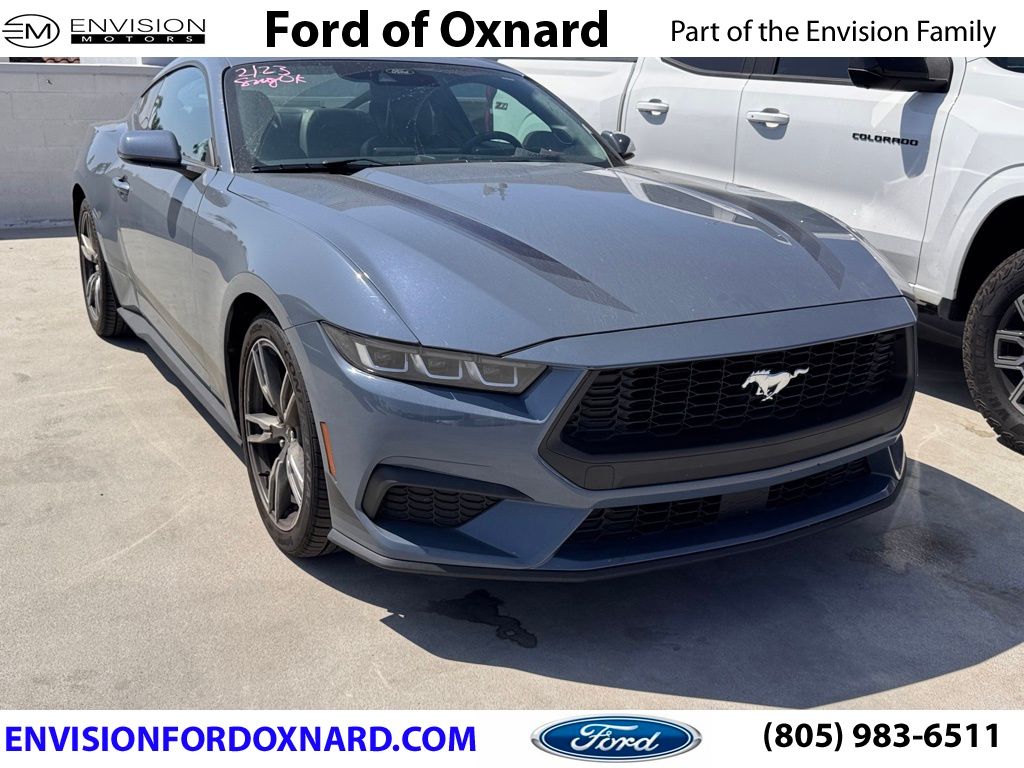 2025 Ford Mustang EcoBoost Fastback RWD