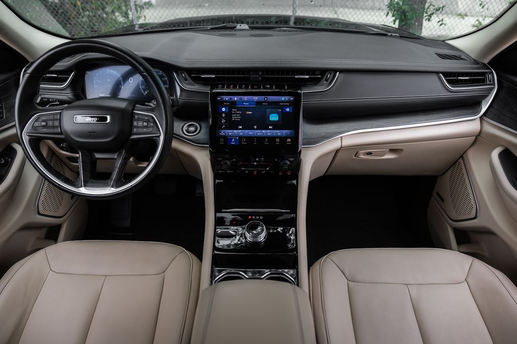 used 2022 Jeep Grand Cherokee car, priced at $29,300