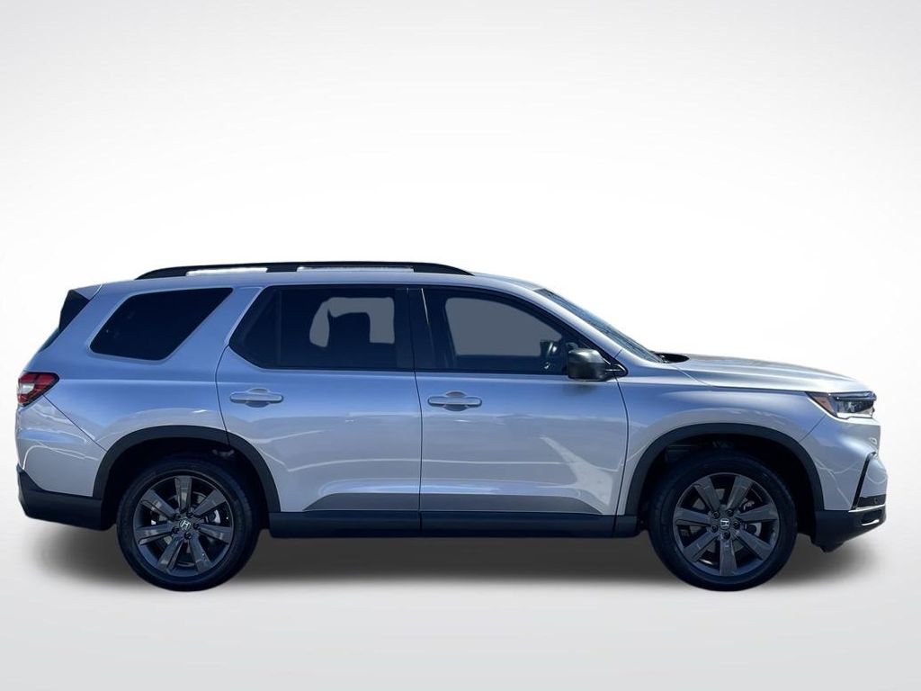 Thumbnail: 2025 Honda Pilot - 7