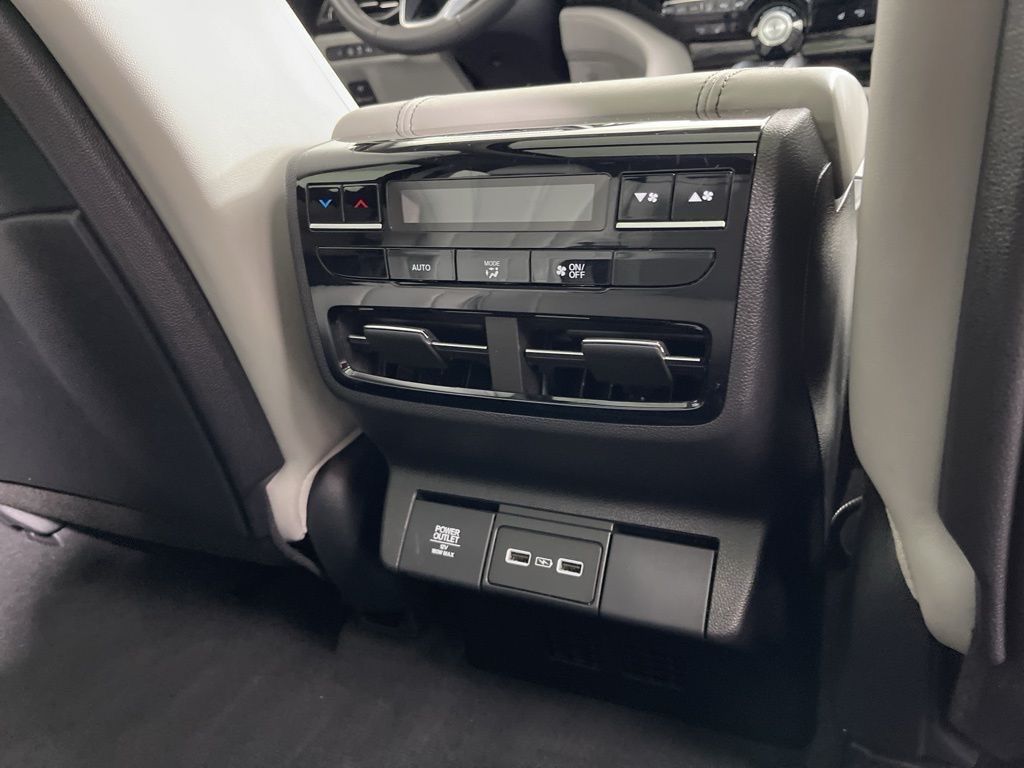 Thumbnail: 2023 Acura MDX - 7