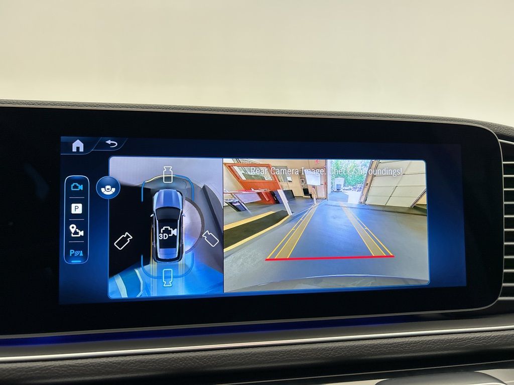 Thumbnail: 2025 Mercedes-Benz GLE - 18