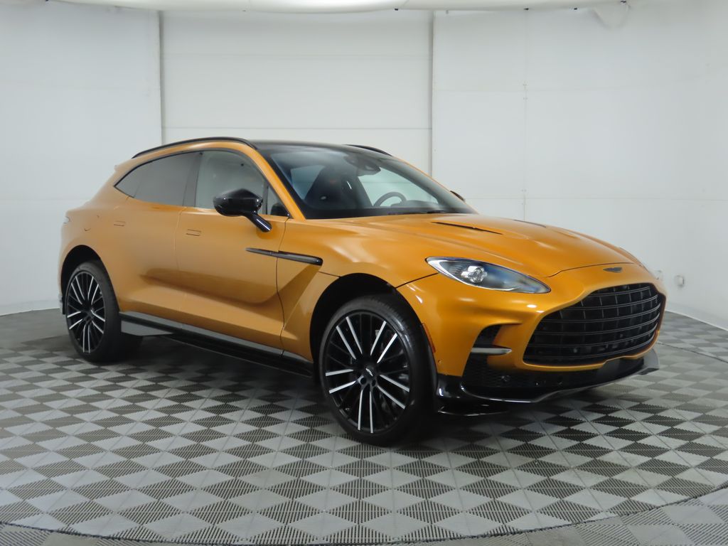 2023 Aston Martin DBX 707 3