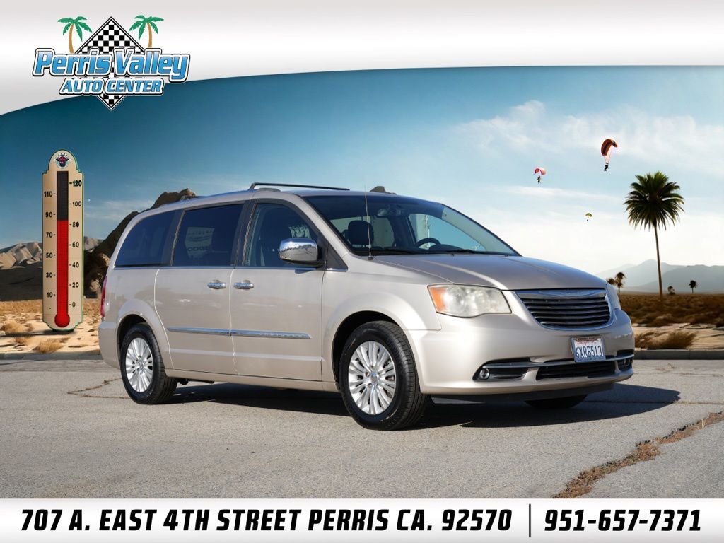 2012 Chrysler Town & Country Limited