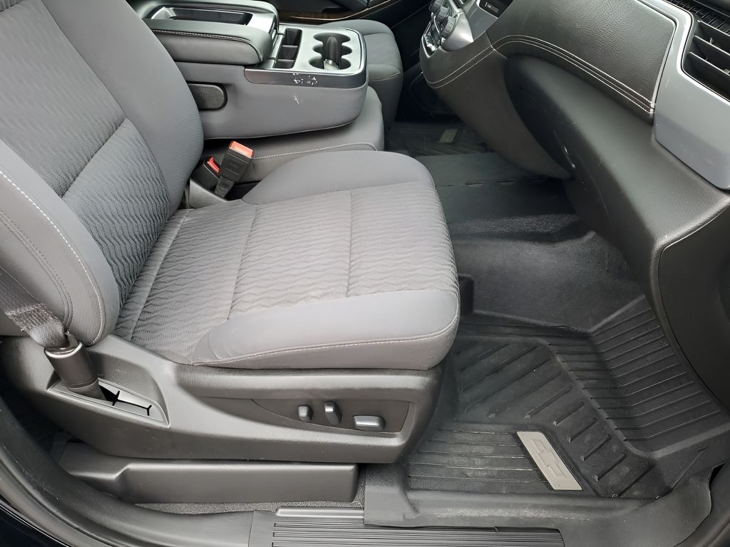 Used Car 2019 Chevrolet Tahoe  Ls For Sale Under $30,000 In Austin, Texas