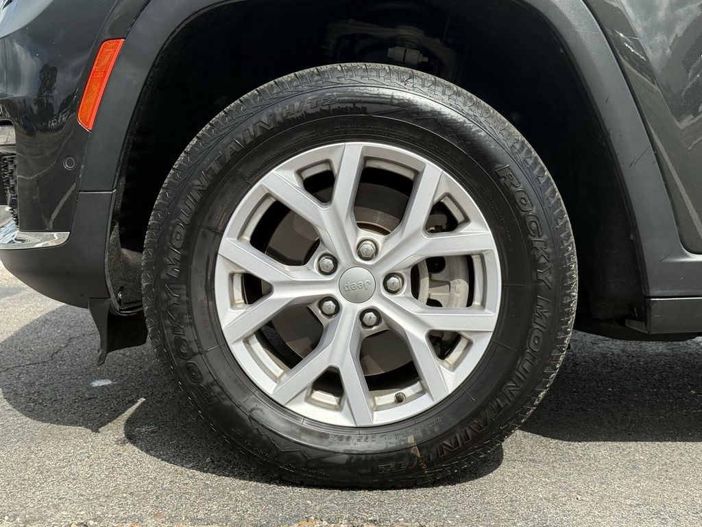 2022 Jeep Grand Cherokee L Limited Gray at Bayshore Chrysler Jeep Dodge Ram