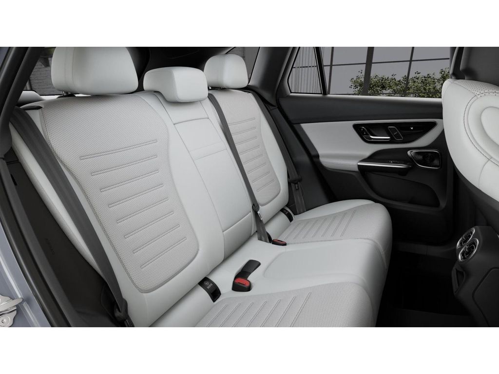 Thumbnail: 2026 Mercedes-Benz GLC - 5