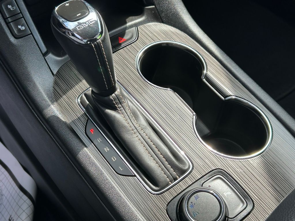 2019 GMC Acadia SLT 23