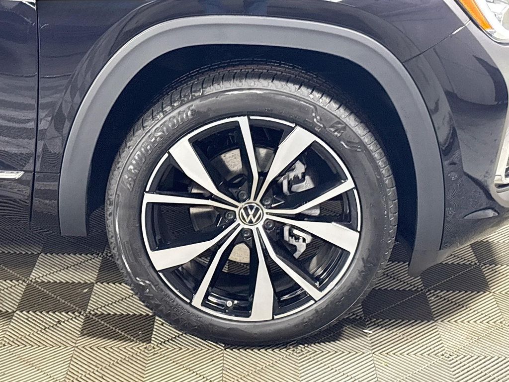 2025 Volkswagen Atlas 2.0T SEL Premium R-Line