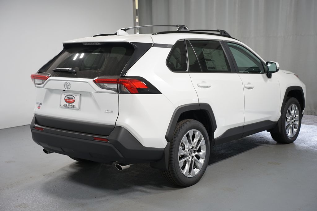 Thumbnail: 2025 Toyota RAV4 - 8