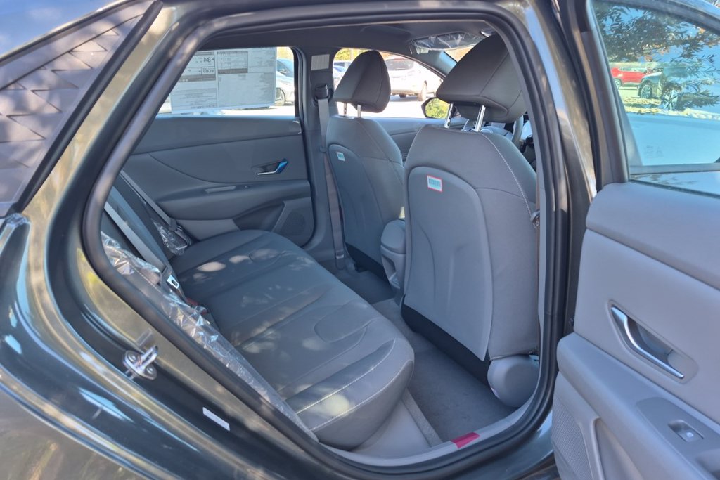 New 2026 Gray HYUNDAI SEL Sport Plus image 16