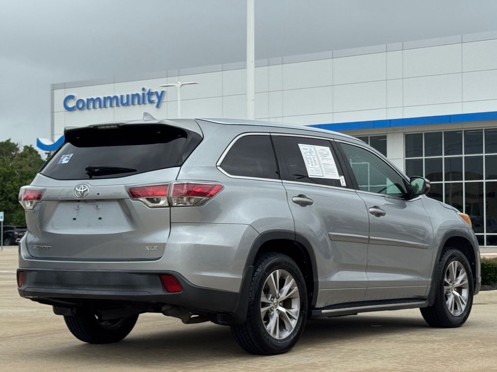 2015 Toyota Highlander XLE V6 Silver at DeMontrond Mazda