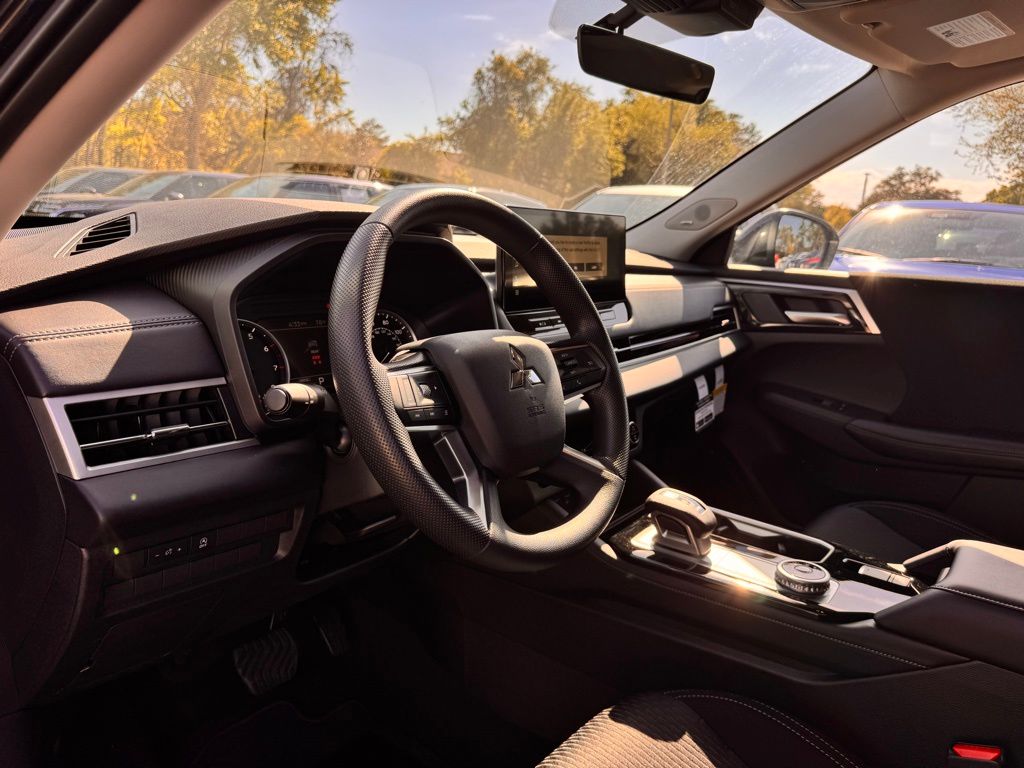 New 2026 Mitsubishi Outlander SUV