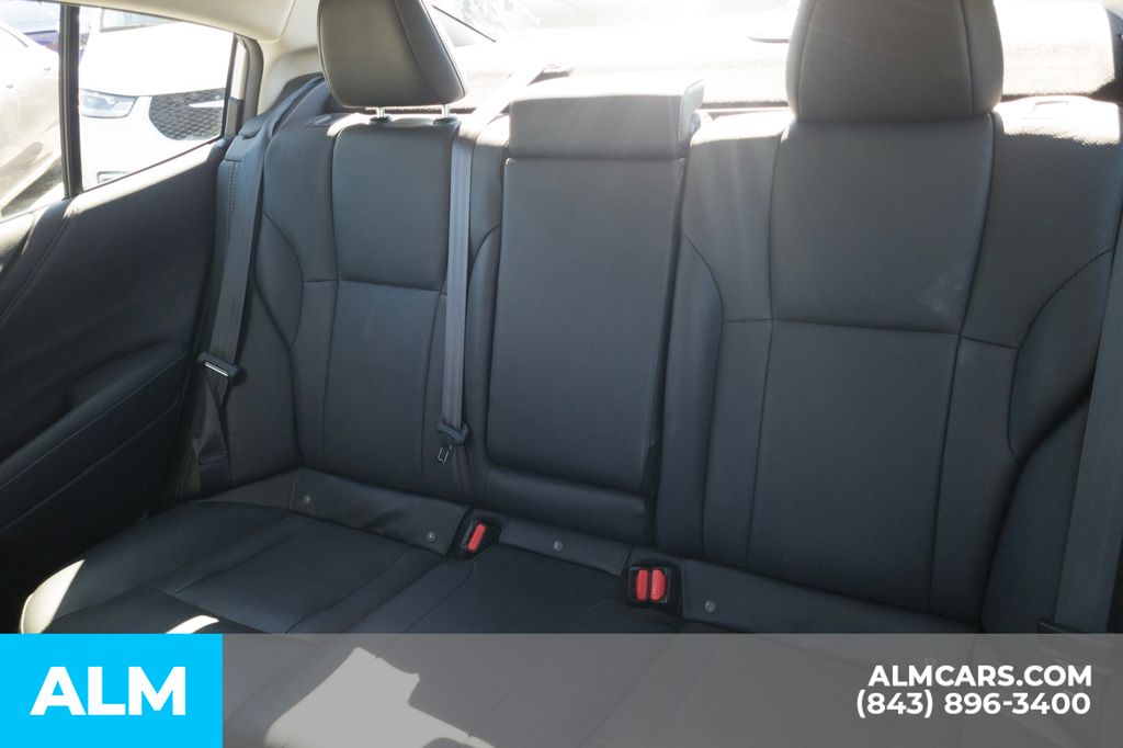 Used 2023 Crystal White Pearl Subaru Limited image 16