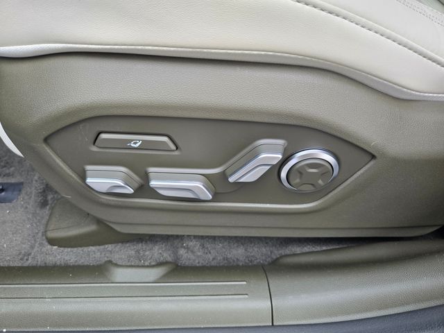 2025 Hyundai Santa Fe Calligraphy 18