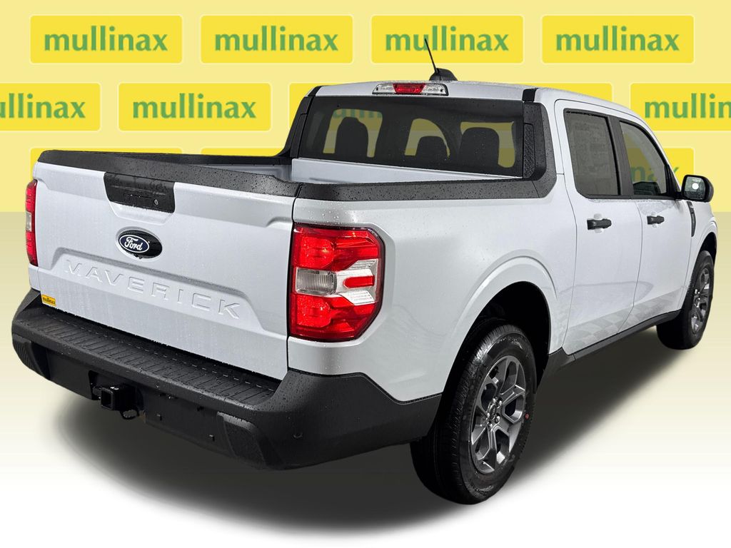 New 2026 White Ford XLT image 19