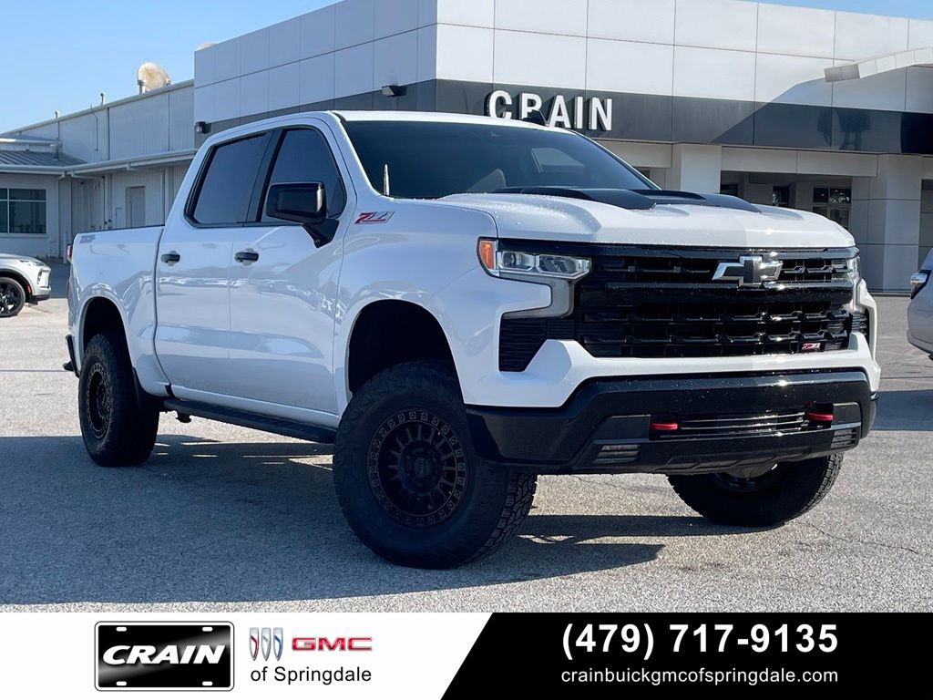 2025 Chevrolet Silverado 1500 LT Trail Boss Crew Cab 4WD