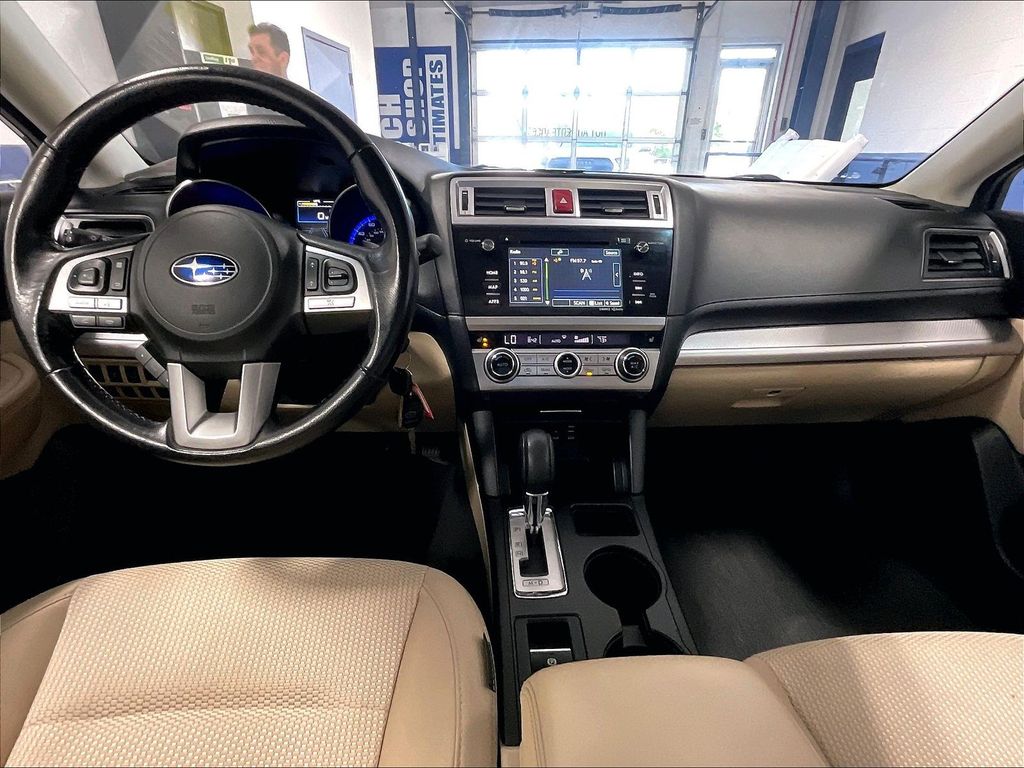 2015 Subaru Outback — photo 21