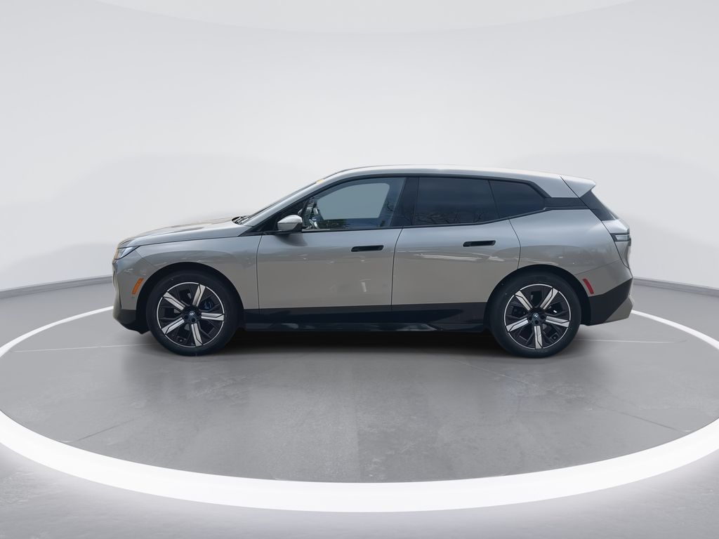 Thumbnail: 2023 BMW iX - 5