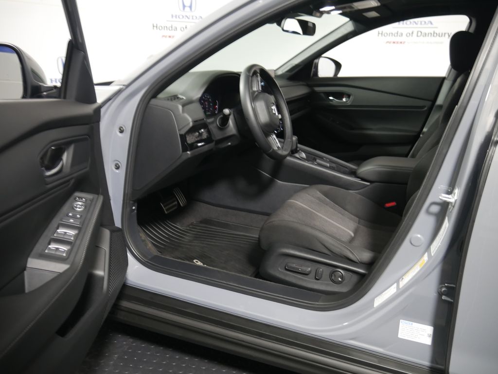 Thumbnail: 2023 Honda Accord - 27