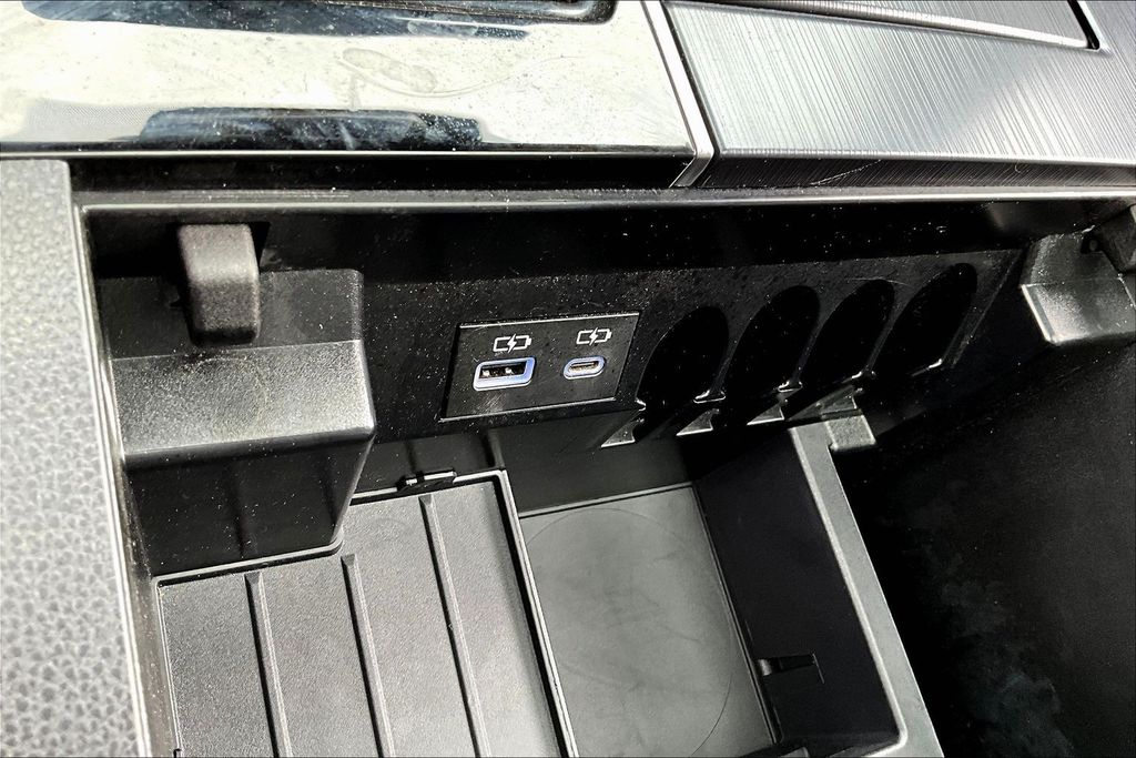 Used 2024 Toyota Tundra Truck