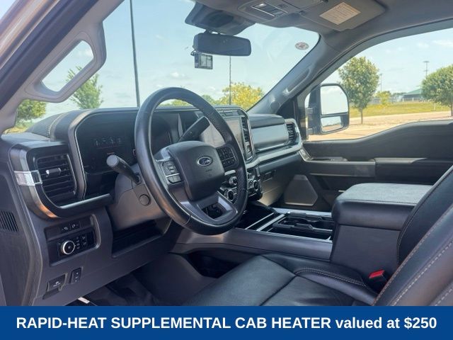 2024 Ford F-450 Chassis LARIAT