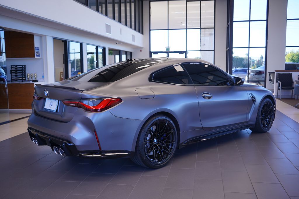 Thumbnail: 2024 BMW M4 - 3