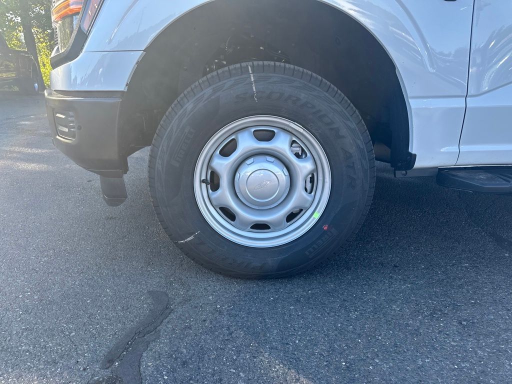 New 2025 Ford F-150 SuperCrew 5.5' Box XL