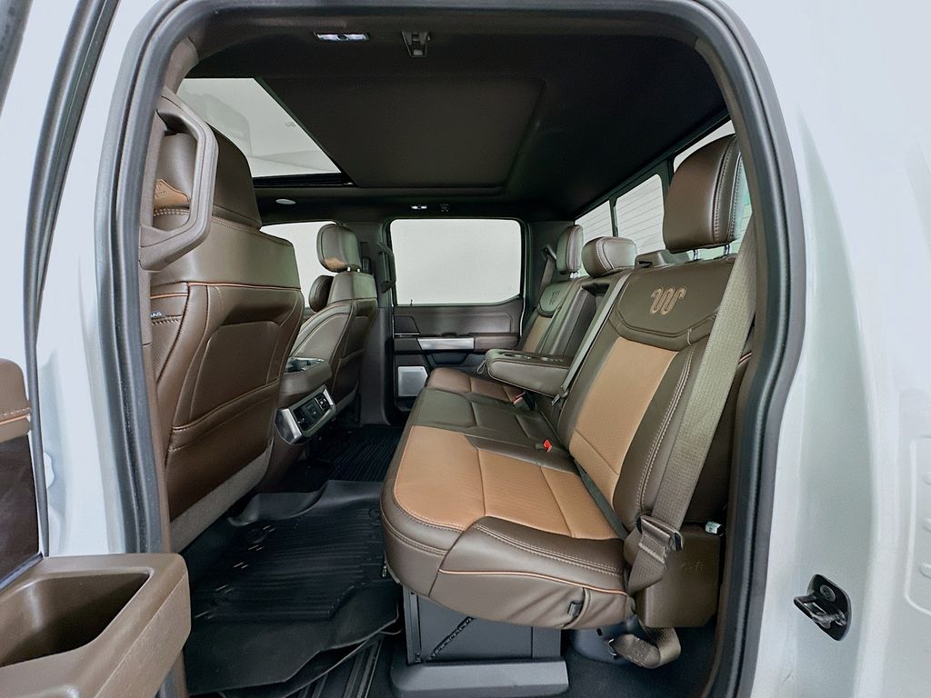 2024 Ford F-350 King Ranch 26