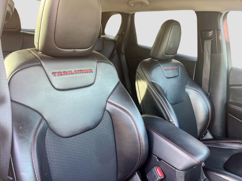 Used 2022 Gray Jeep Trailhawk image 26