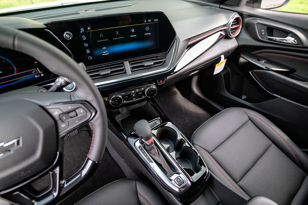 New 2026 Chevrolet Trax SUV