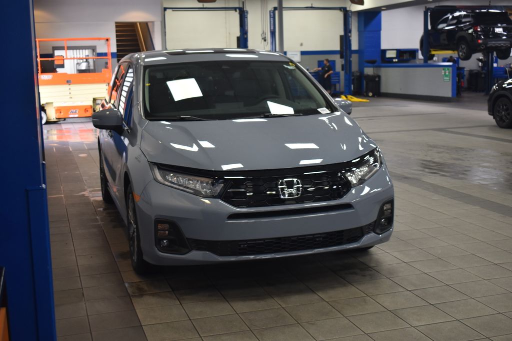 Thumbnail: 2026 Honda Odyssey - 3
