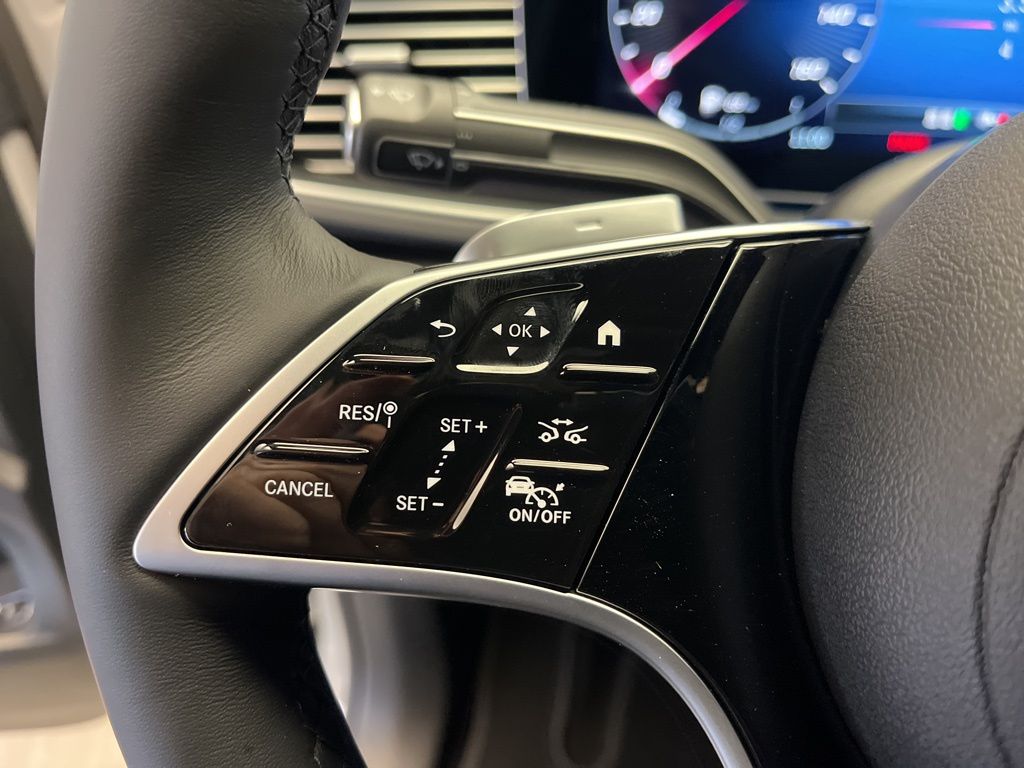 Thumbnail: 2026 Mercedes-Benz GLE - 15