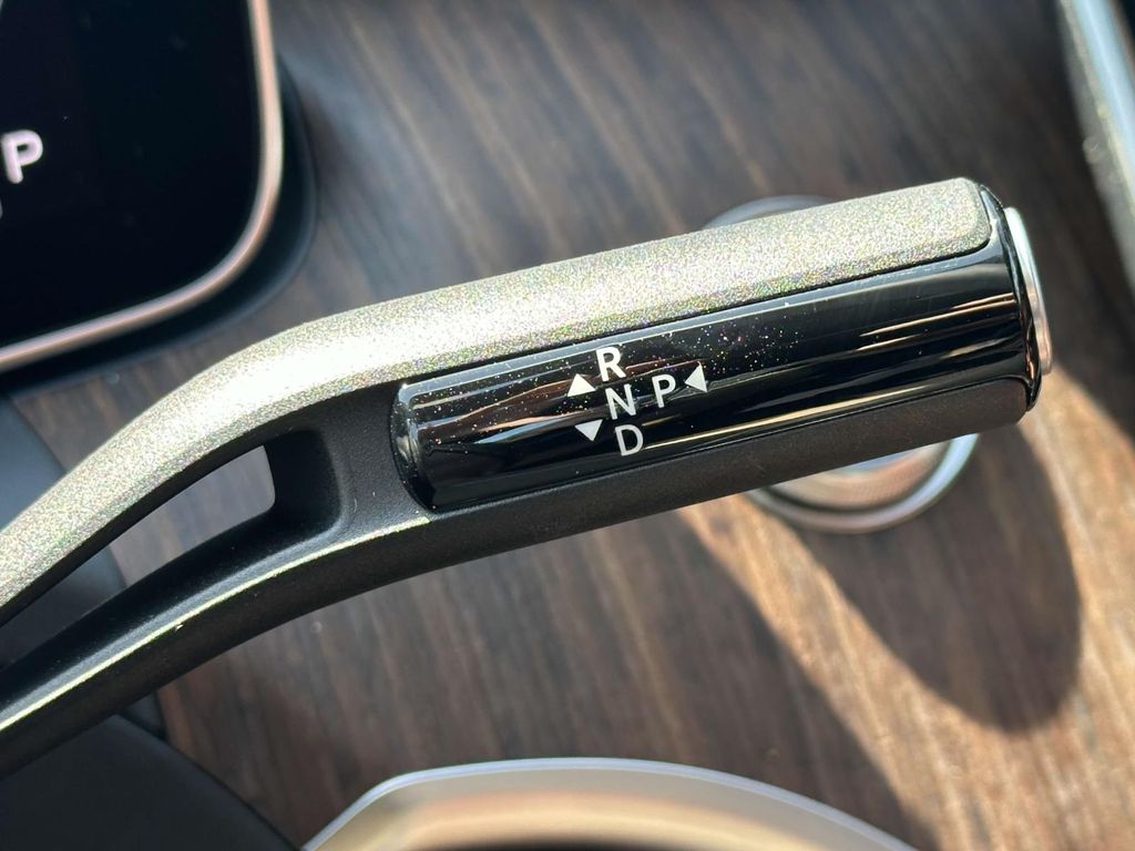 2025 Mercedes-Benz C-Class C 300 14