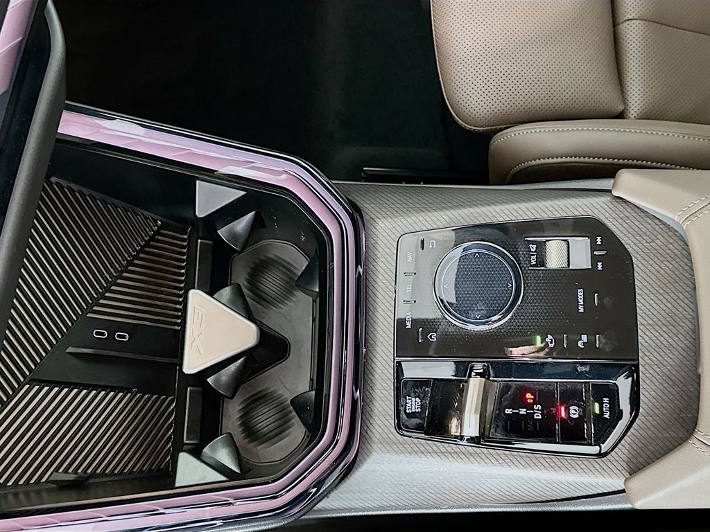 Thumbnail: 2025 BMW X3 - 17