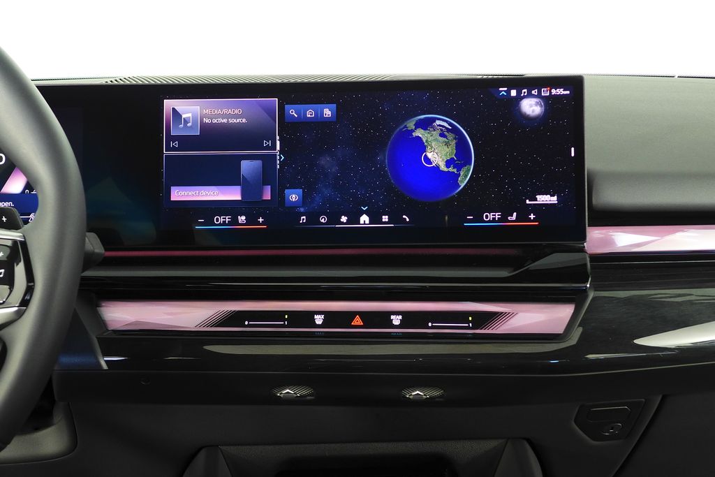 Thumbnail: 2024 BMW 5 Series - 26