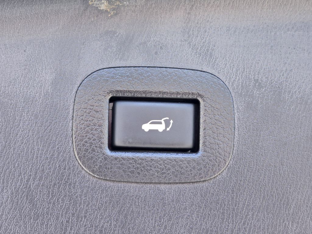 2018 Nissan Armada SV Black at Traditions Chevrolet