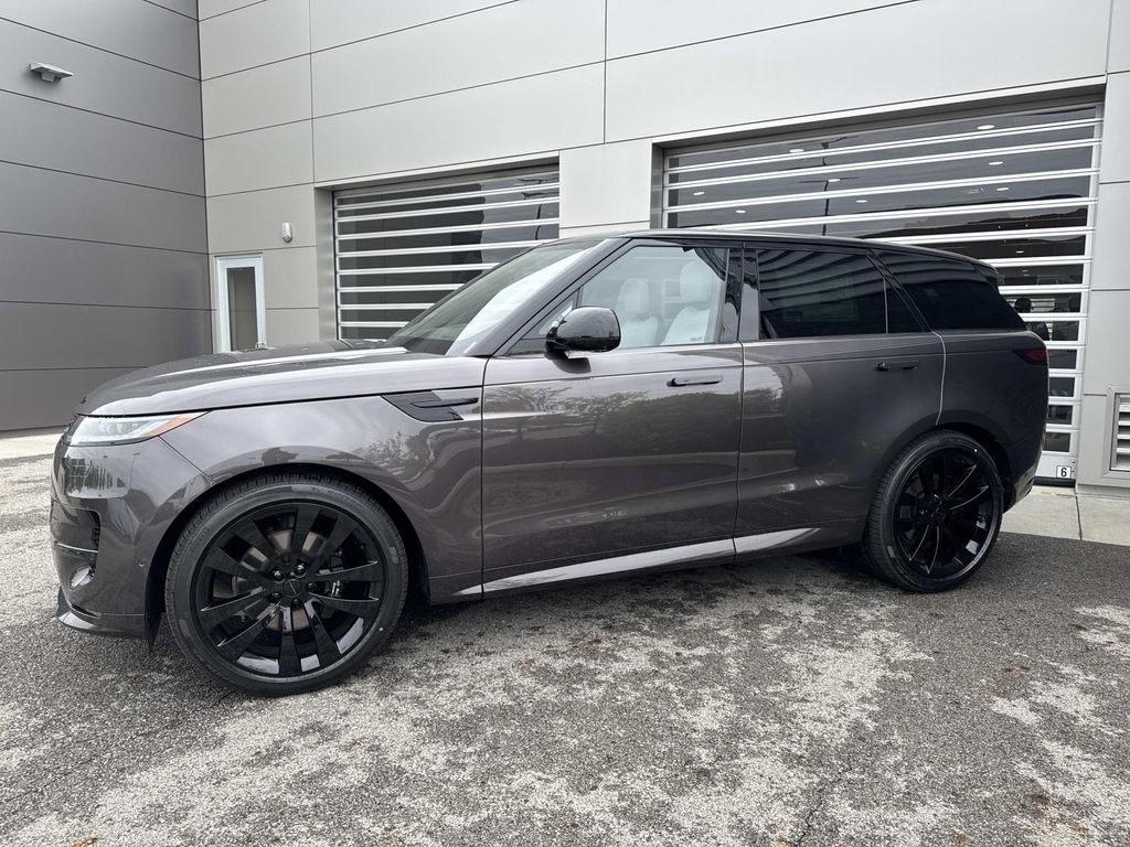 New 2026 Gray Land Rover Dynamic SE image 3