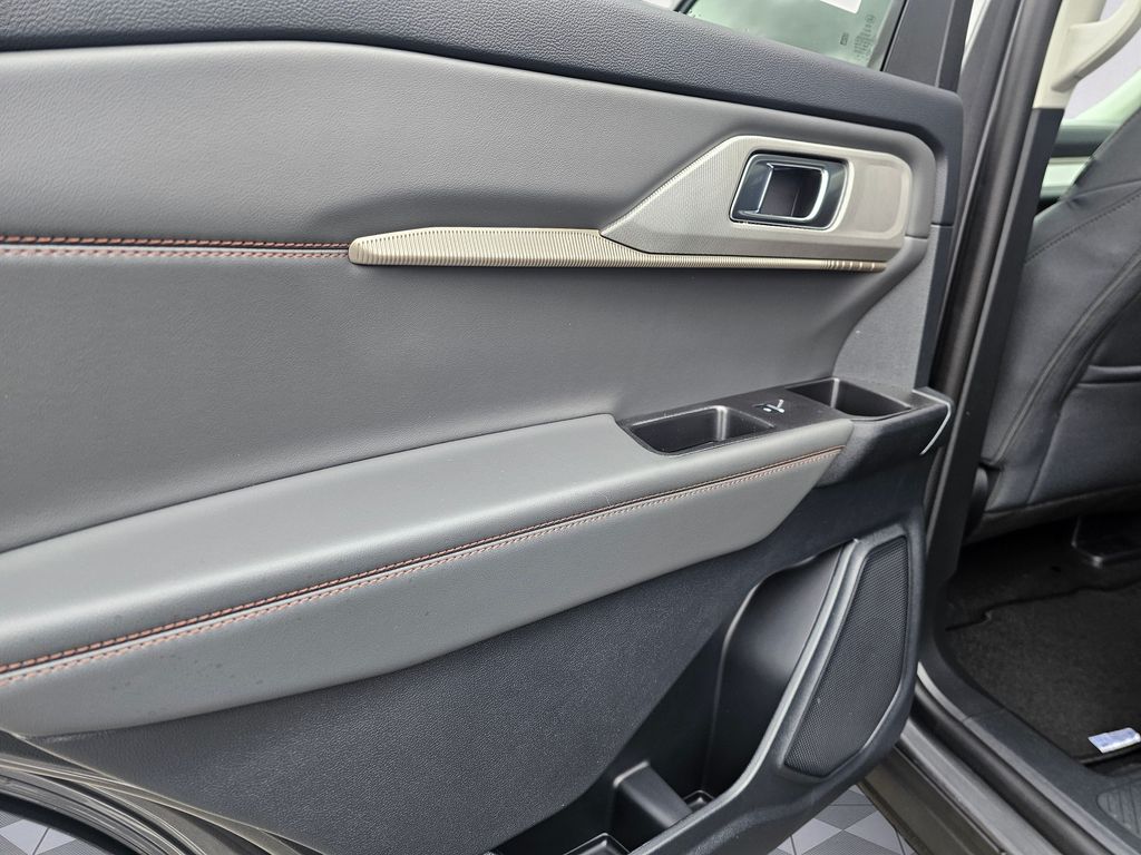 New 2026 Gray Ford Active image 13