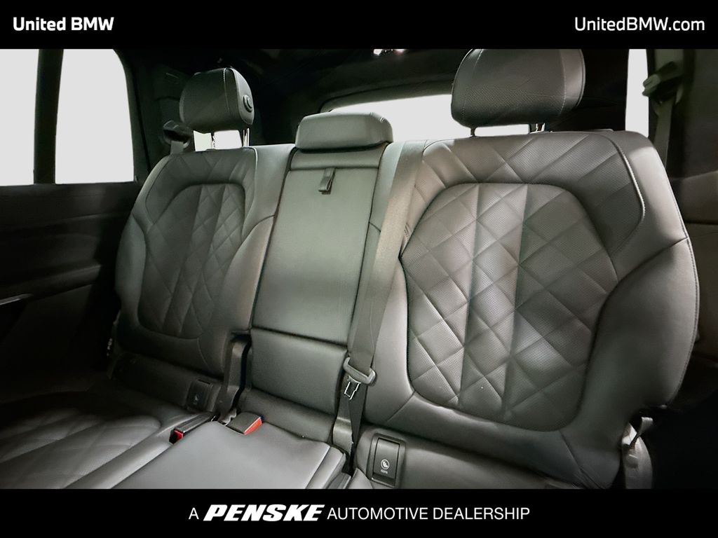Thumbnail: 2023 BMW X7 - 13