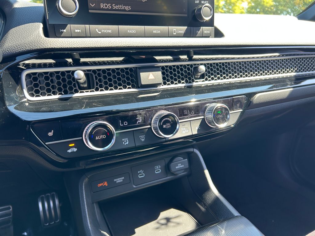 Thumbnail: 2026 Honda Civic - 32